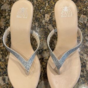 Fashion Savi  Resort Wear Women's Size 10 Silver